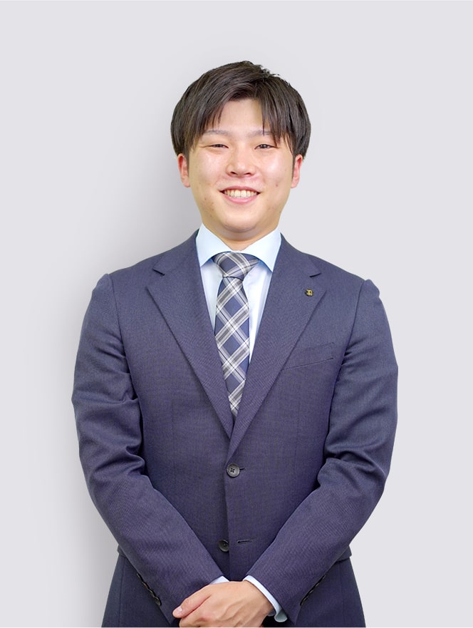 社員C.N